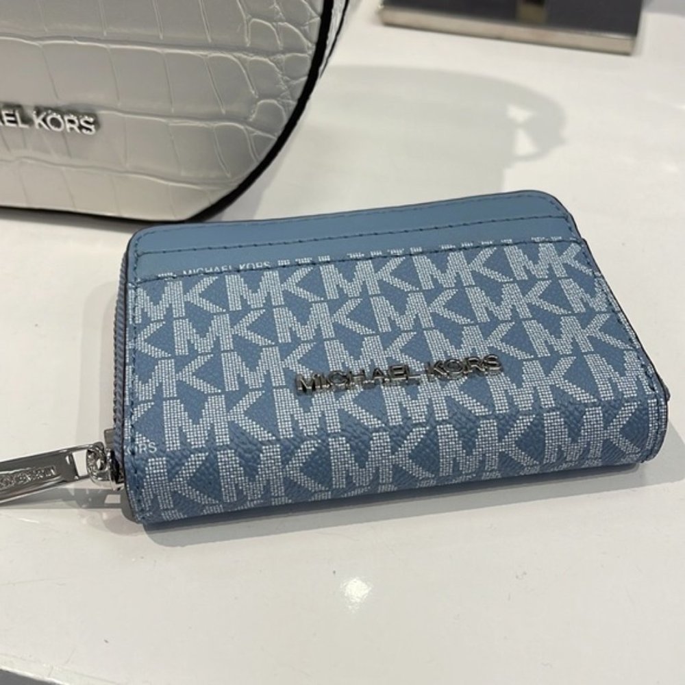 Michael Kors Jet Set Travel Medium Zip Around Card Case Chambray Multi - Picture 8 of 15